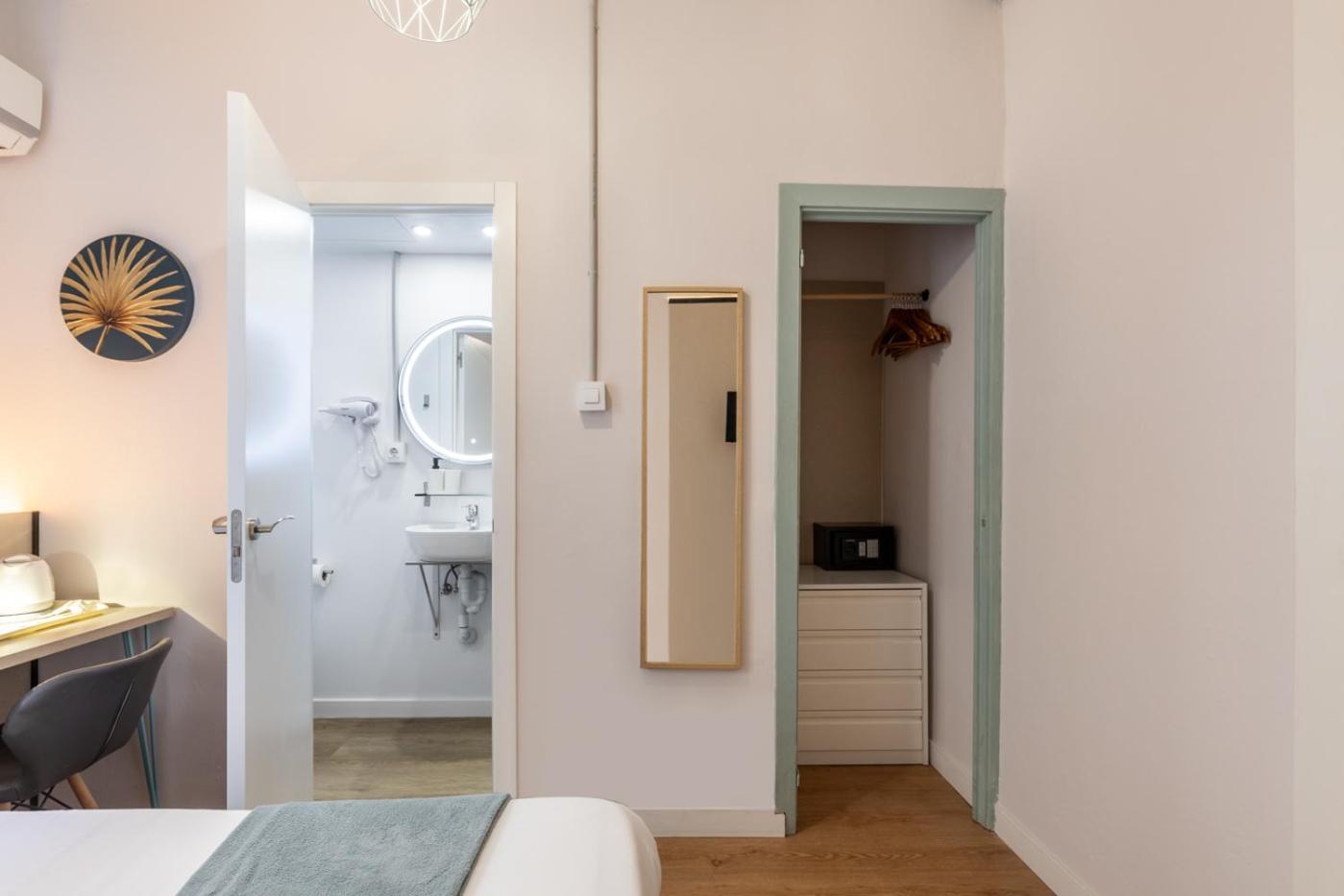 Regina Selfcheck-In Smart Rooms Пальма-де-Майорка Экстерьер фото